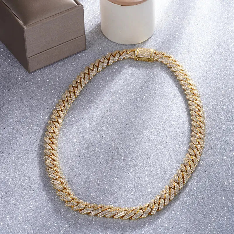 Starsgem 14k Gold Necklace Customized Jewelry Round Moissanite Cuban Link Chain 14k Solid Gold Necklace Maison Valderre