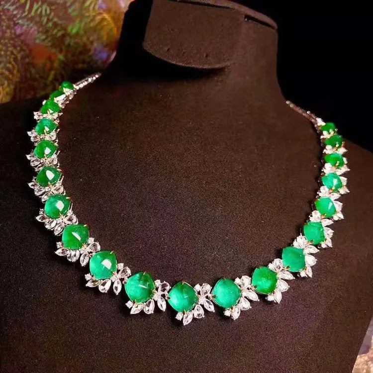 SGARIT Hot Sale Custom Jewellery Elegant Wedding Engagement Vivid Natural Emerald 18k Gold 44.32ct Natural Emerald Necklace Maison Valderre