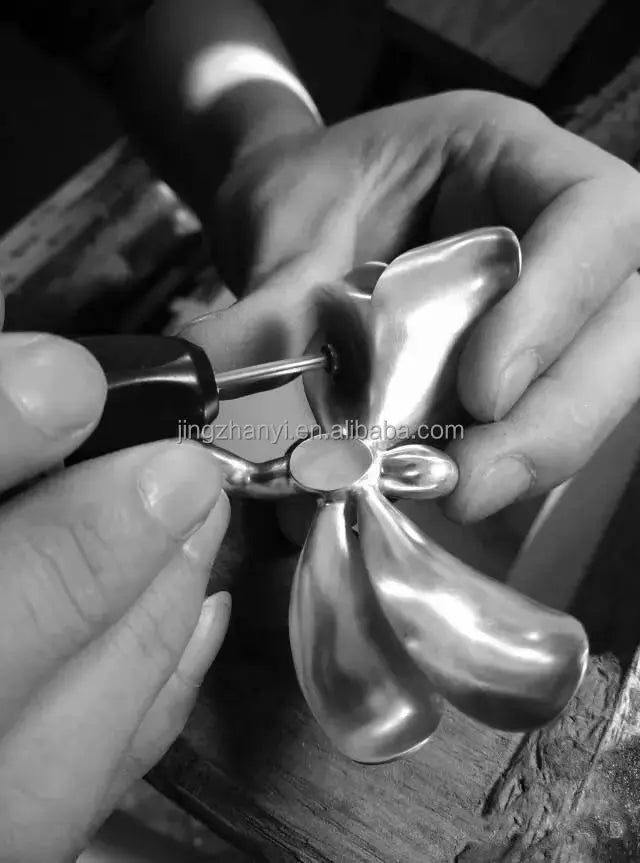 Jingzhanyi 18K Gold Flower Star Customizable Charm Bracelet Maison Valderre