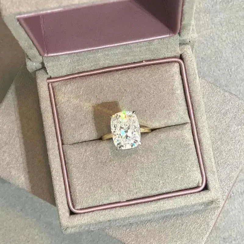 Huge Ct Ring 7.00ct DEF / VS VVS Cushion Lab Diamond Solitaire Ring IGI Certified Custom10K 14K 18K Gold Luxury Maison Valderre Huge Ct Ring 7.00ct DEF / VS VVS Cushion Lab Diamond Solitaire Ring IGI Certified Custom10K 14K 18K Gold Luxury   Maison Valderre